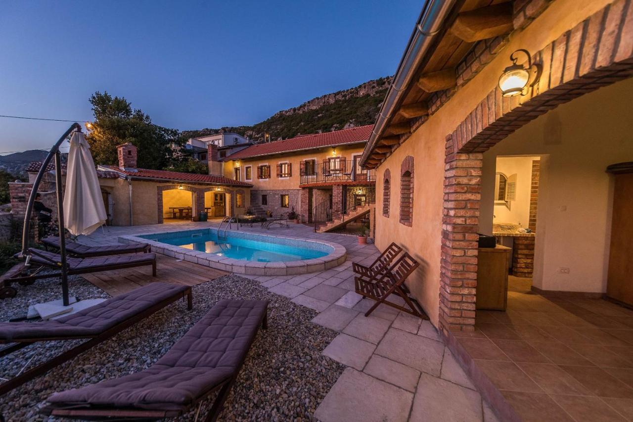 Villa Hacienda