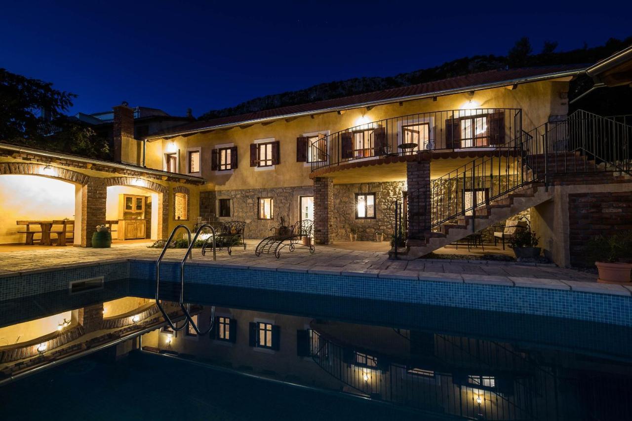 Villa Hacienda *
